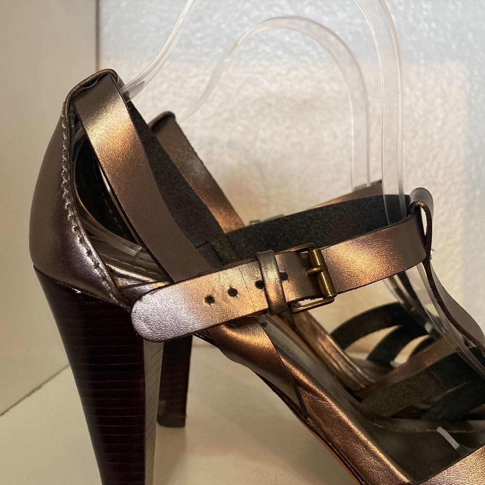 Boden Womens Metallic Pewter T Strap Heel Sandals - Picture 8 of 14